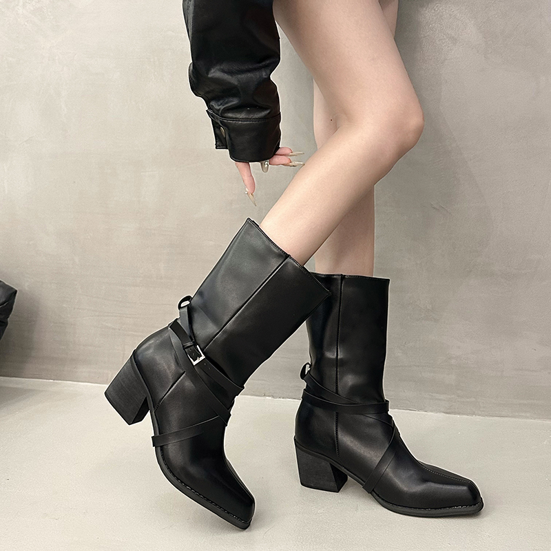 New Women Square Toe Cross Str - огляд і ціна Crossfit Lady